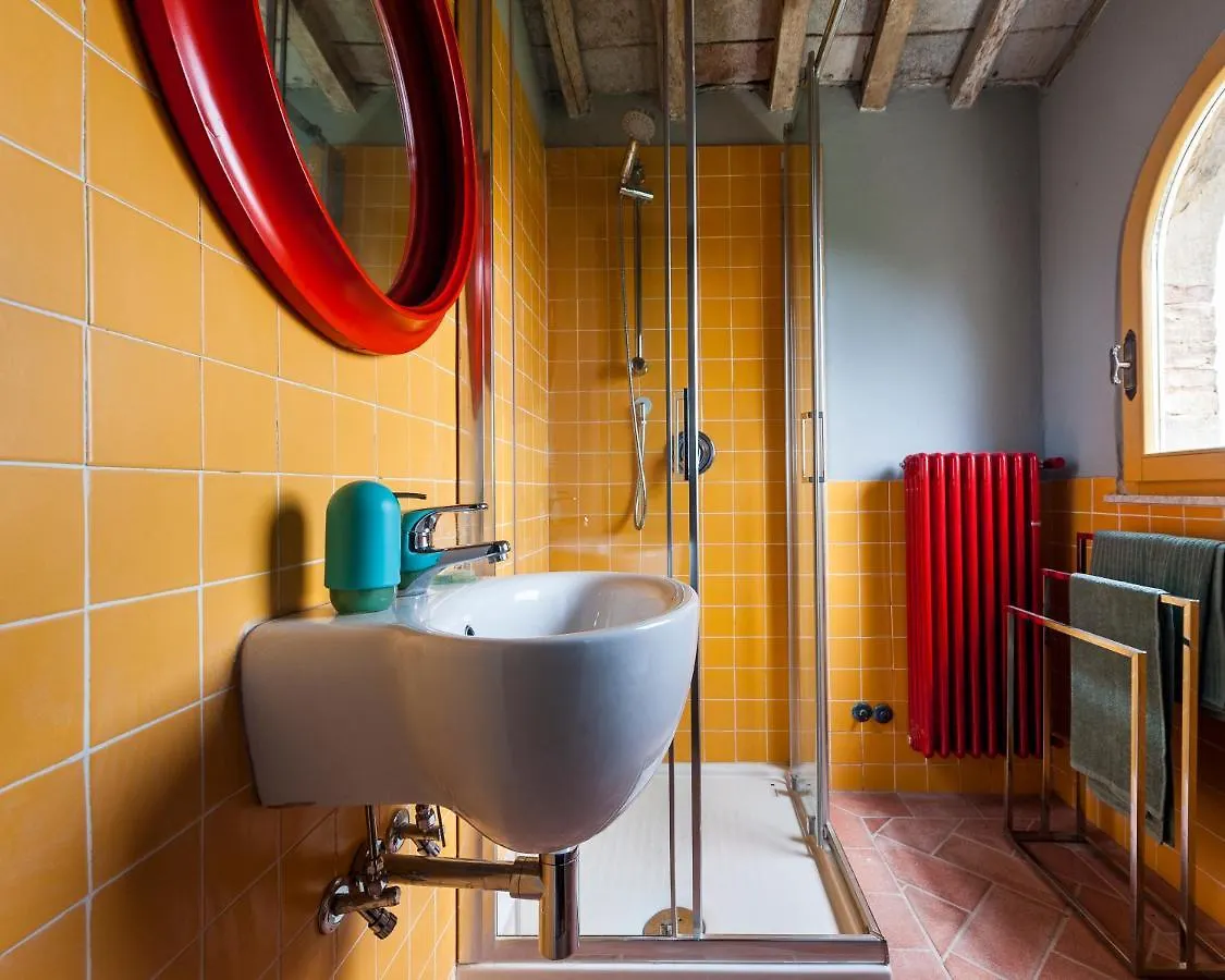 La Casa Rossa Degli Artisti Apartment Casciana Terme Italy